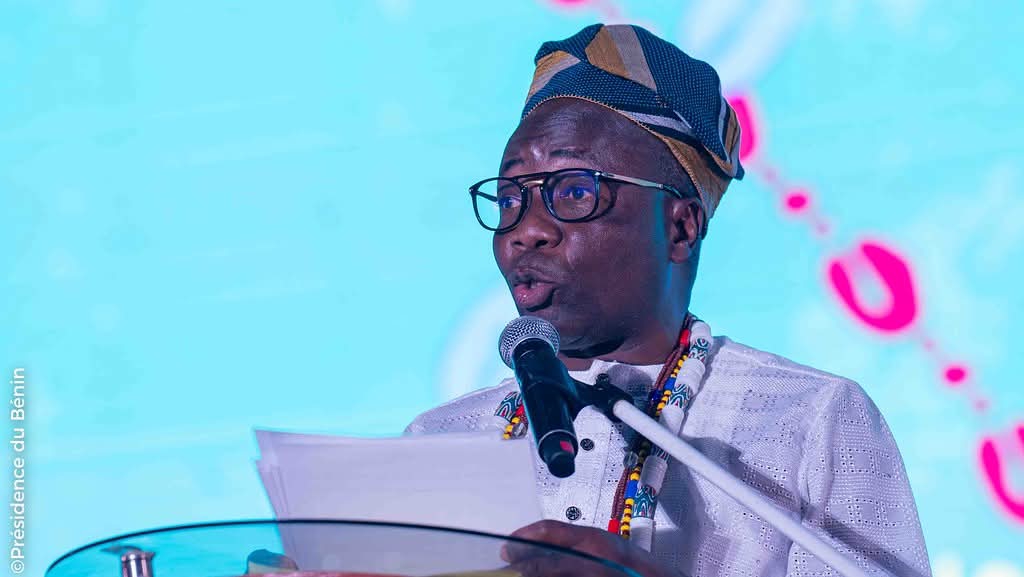 Bénin : un Ordre national des Bokônon annoncé pour encadrer la pratique du Fâ